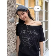 批发美式复古斜肩短袖t恤女夏季设计感小众宽松露肩辣妹上衣