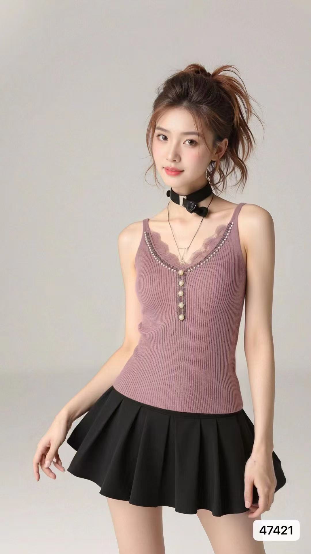 2026 년 여름 새로운 프랑스식 패션 V넥 핫픽스 비즈 박기 레이스 측면 몸매 가꾸기 슬립 다용도 맨위 여성 트렌디