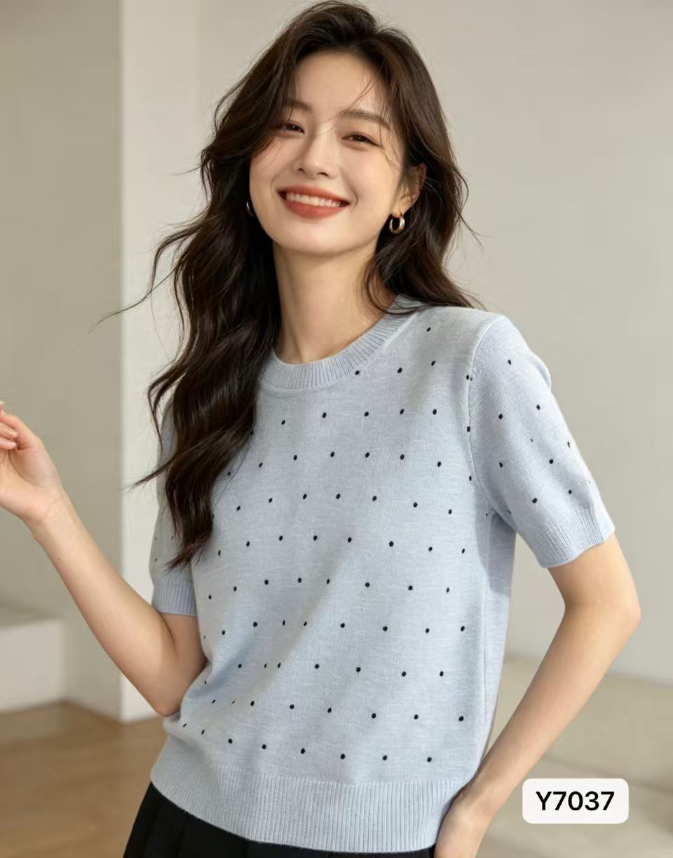 대나무 마디 마 작은 도트 무늬 캐주얼 2026 여름 새로운 한국 스타일 패션 니트 여름 라운드 넥 반팔 다용도 맨위