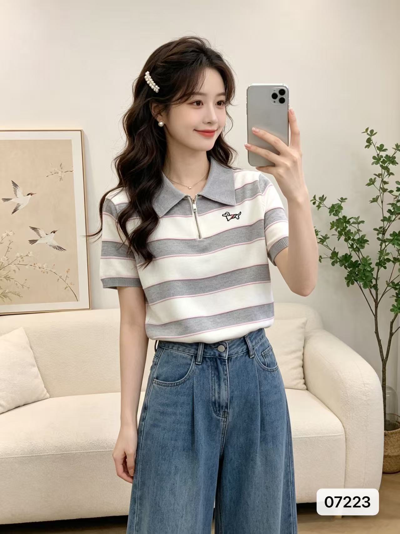 2026 년 여름 새로운 자수 강아지 패션 한 부서 폴로 칼라 하프 지퍼 배색 스트라이프 풀오버 반팔 니트