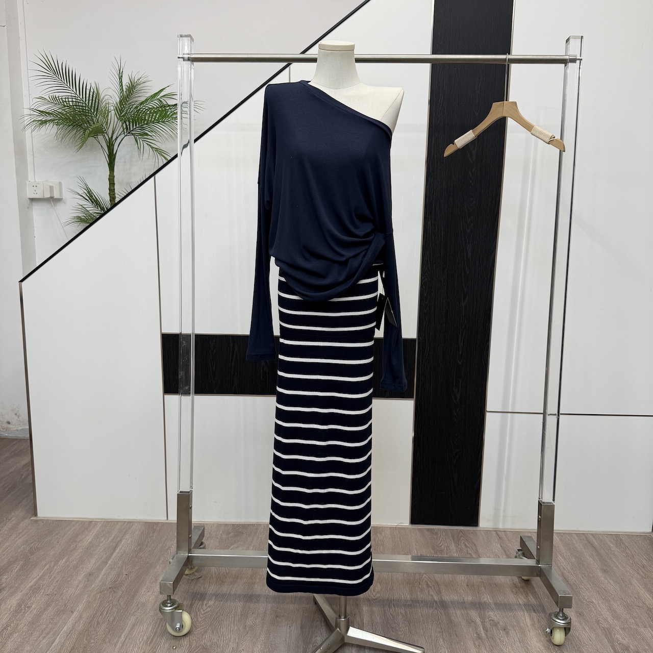 리 부드럽게 6 월 차가운 센스 가면 t 주간 실크 세 착용 자외선 차단 긴팔 티셔츠 여성 이른 봄 한 부서 슬림해 보이는 긴팔 맨위