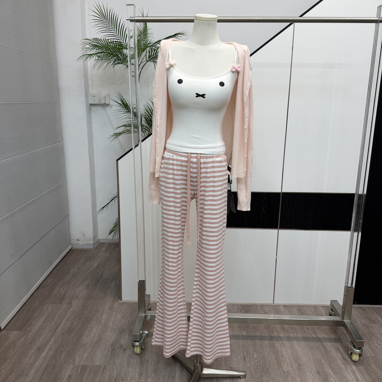 집 매운맛 매운맛 halolala 쌀 필리핀 토끼 프린트 캐미솔 새로운 여름 민소매 몸매 가꾸기 맨위