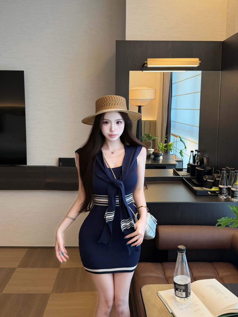 실사 정가 순수한 욕망 디스플레이 몸 해군 칼라 맨위 몸매 가꾸기 니트 치마 세트