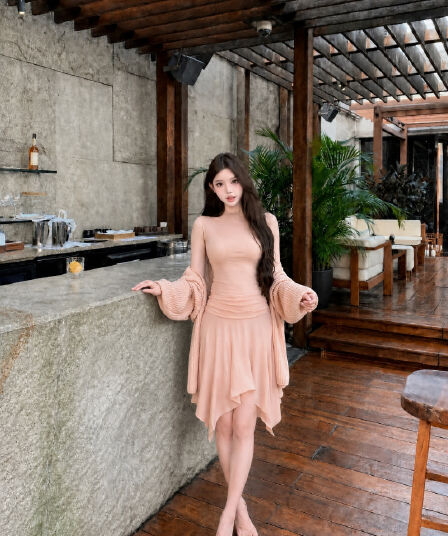 실사 정가 몸매 가꾸기 품격 슬림해 보이는 인터넷 유명인 우아함 부드러운 작은 대중 디자인 맨위 반 스커트 세트