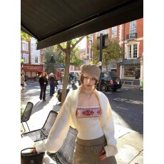 批发费尔岛坎肩毛衣外套女秋冬<b class='q'>短款</b><b class='q'>开衫</b>上衣针织抹胸吊带背心两件套装