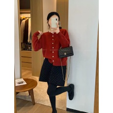 批发<b class='q'>欧洲站</b>2025冬季<b class='q'>新款</b>欧货领口钉珠单排扣宽松针织开衫毛衣女