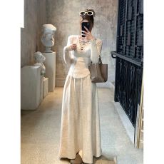 批发秋<b class='q'>冬</b>温柔风交叉绑带V领修身显瘦针织上衣直筒半身裙套装女