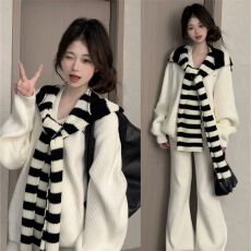 韩系撞色披肩白色毛衣女秋冬季宽松慵懒松弛感穿搭针织上衣