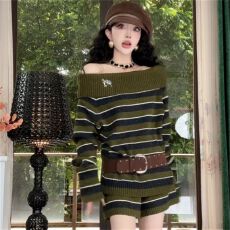 批发官图韩系条纹休闲裤早<b class='q'>秋</b>新款一字肩长袖毛衣高腰短裤针织两件套