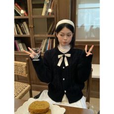 官图绵羊绒针织衫设计感打底上衣女秋冬开衫外套圆领保暖毛衣