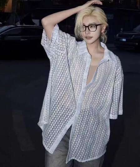 새로운 트렌드 레트로 단색 고급 센스 아메리칸 니트 홀로우 아웃 폴로 칼라 반팔 셔츠 미니멀리즘 오래된 돈 바람 문예