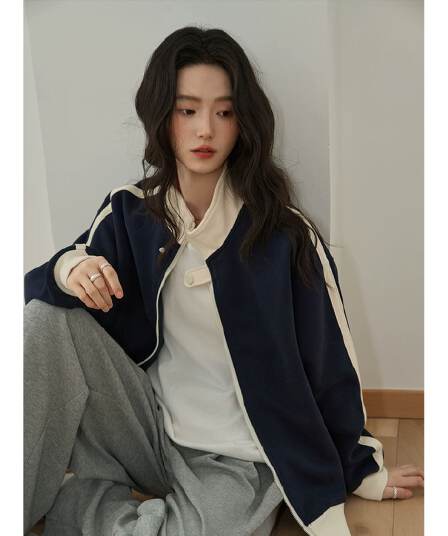 모 확인 스탠드 칼라 루즈핏 없음 모자 후드티 여성 코트 2026 새로운 봄 작은 키 캐주얼 쇼트 스타일 야구 유니폼 맨위