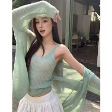 批发韩系穿搭慵懒风纯欲辣妹气质修身针织开衫配吊带两件套女防晒外套