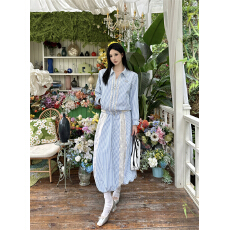 批发“静谧蓝语”蓝白条纹蕾丝拼接<b class='q'>夹克</b>蕾丝拼接花苞裙套装