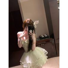 批发小芭蕾”原创缎面吊带显瘦蝴蝶结黑色俩色蓬蓬裙{有肩带}