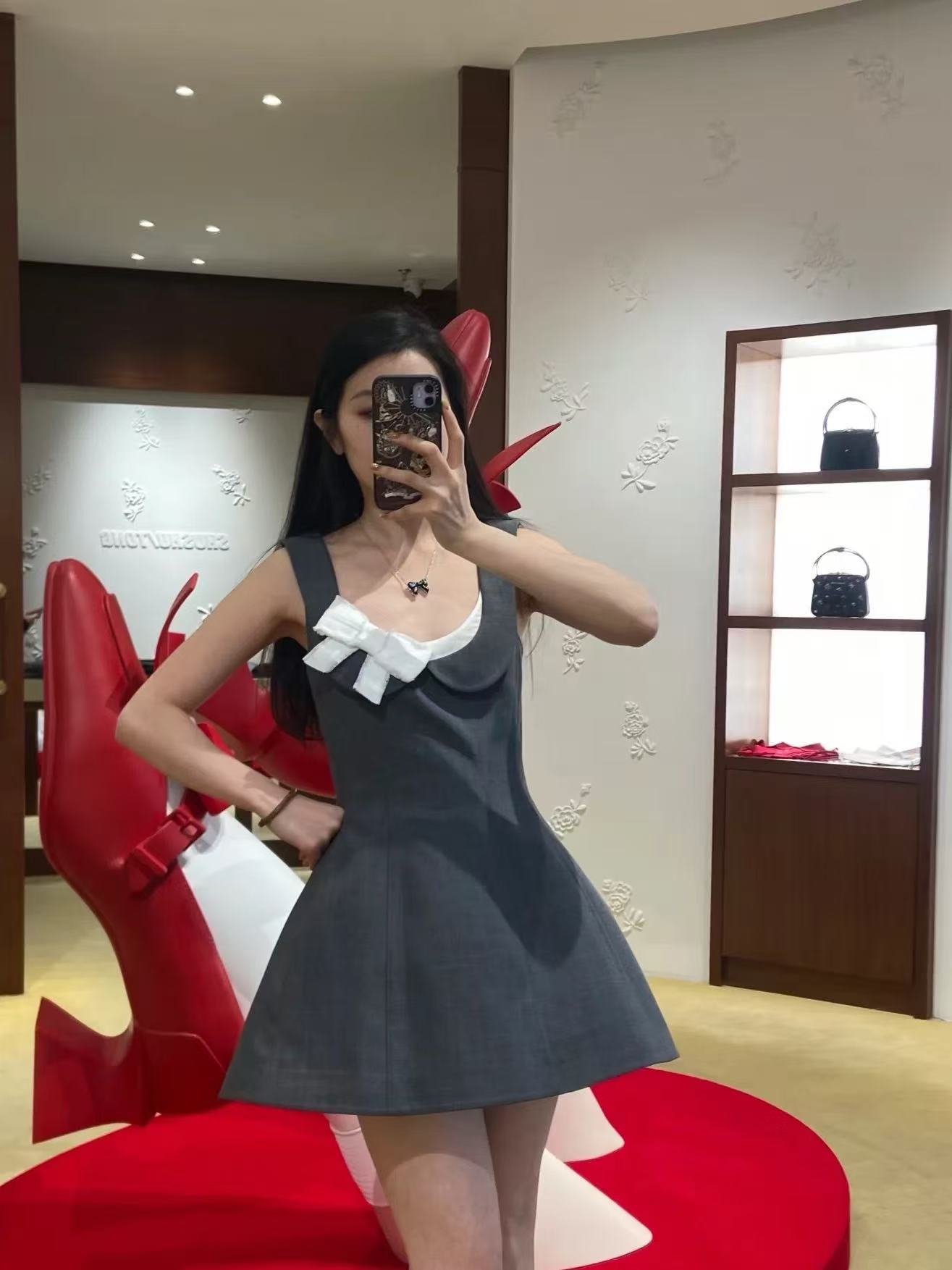 패션 미니멀리즘 측면 나비 매듭 A형 여성 드레스 shushuto