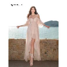 批发氛围感度假风雪纺印花多层次飘逸挂脖吊带连衣裙