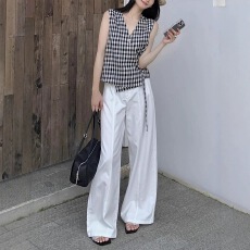 批发2025新款夏季韩版<b class='q'>时尚</b>减龄显瘦格子背心马甲上衣收腰显瘦休闲套<b class='q'>装</b>