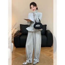批发大方得体穿搭一整套独特绝美韩系chic漂亮<b class='q'>休闲</b>运动两件<b class='q'>套装</b>裤女秋