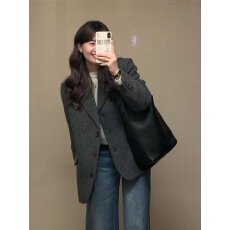 批发巨好看的冬季高智感灰色西装毛呢<b class='q'>外套</b>小个子又酷又飒减龄气质<b class='q'>西服</b>