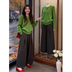 批发2025新款小香风时尚气质休闲绿色针织毛衣咖色裤子两件套装女<b class='q'>秋</b>冬