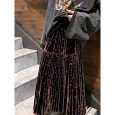 批发棕色丝绒碎花褶皱A字垂感叠穿半身裙慵懒设计感复古长裙子2025冬