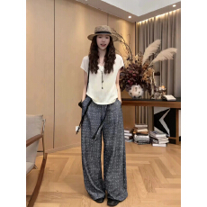 批发夏季穿搭一整套大码胖mm短袖针织<b class='q'>T</b><b class='q'>恤</b>阔腿<b class='q'>裤</b><b class='q'>独特</b>松弛感时尚套<b class='q'>装</b>女