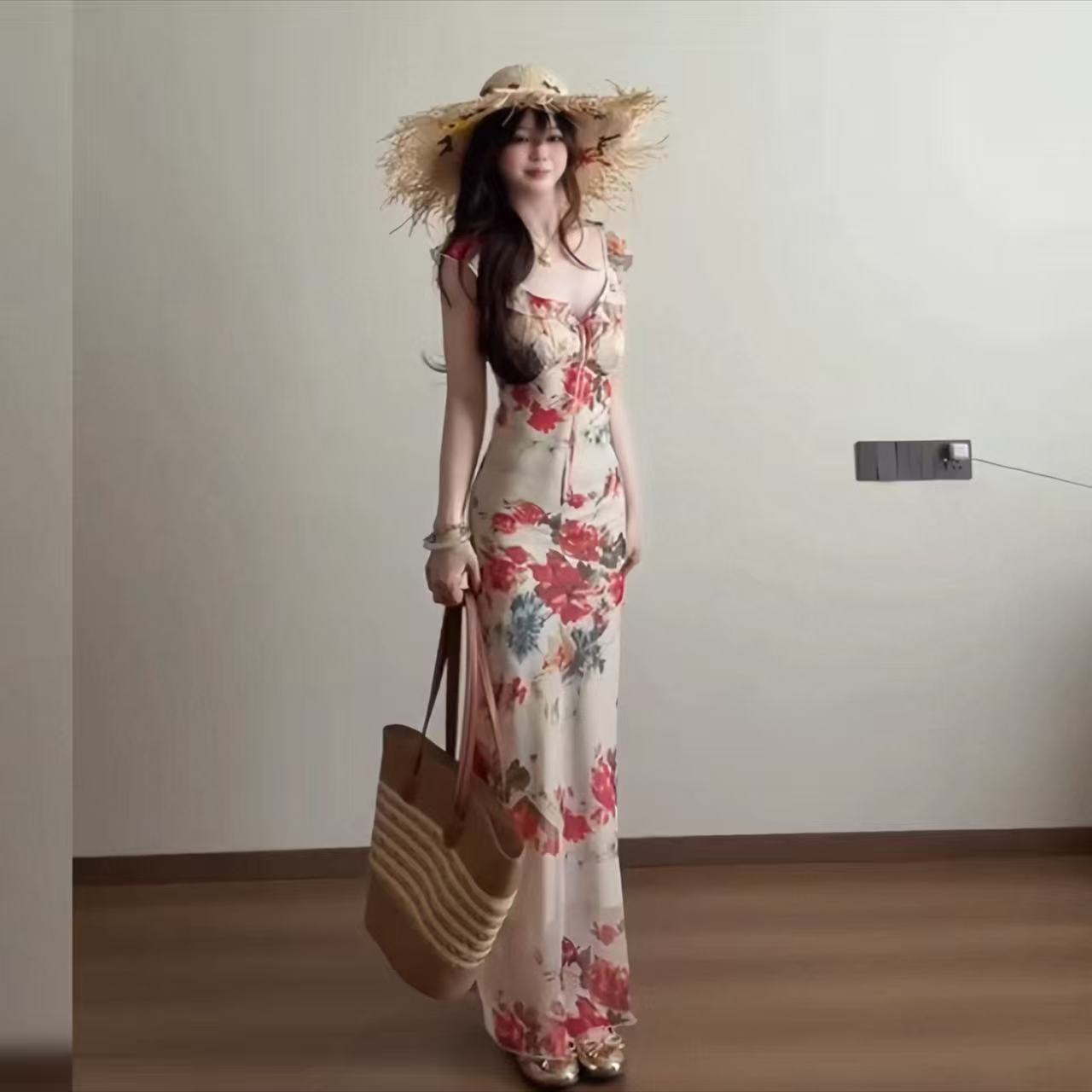 프랑스식 부드러운 바람 쉬폰 꽃무늬 V넥 슬립 여성 드레스 여름 섬 휴가 바람 몸매 가꾸기 허리 수축 롱 스커트