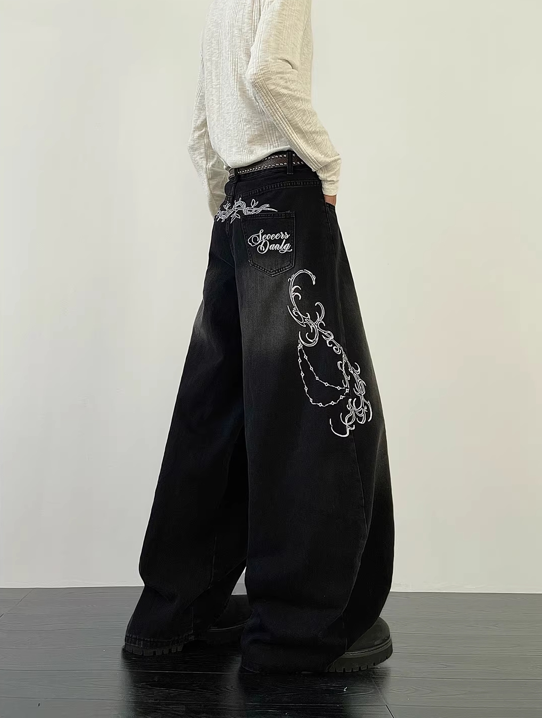 아메리칸 레트로 꽃 자수 넓은 다리 청바지 남자 vibe 조수 브랜드 프로필 모양 워싱 마 오래된 루즈핏 캐주얼 모통이 칼 바지