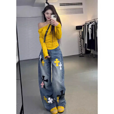 批发正确版白色贴皮十字架直筒牛仔<b class='q'>裤</b>女设计感高腰<b class='q'>气质</b>显瘦阔腿长<b class='q'>裤</b>