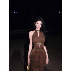 批发【1.25 00:00 新品95折+年货节折扣】JAYKY YANG 军绿挂脖连衣裙