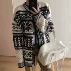 东大门秋冬新款中古慵懒感重磅费尔岛粗针设计感百搭开衫保暖毛衣