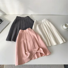 批发秋<b class='q'>冬</b>学院风穿搭半身裙女2025新款洋气减龄松紧腰垂感百褶针织短裙