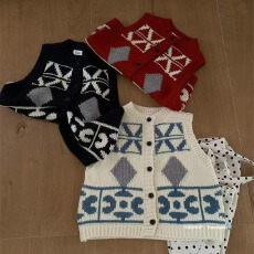 批发实拍高品质提花背心针织马甲女2026新款叠穿修身短款单排扣马夹