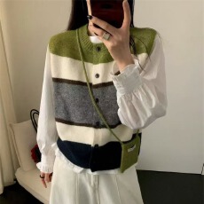 批发韩系<b class='q'>春</b>季时尚马甲条纹开衫圆领配包包百搭高级热卖款外穿上衣毛衣