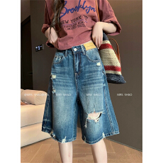 批发时尚破洞牛仔<b class='q'>裤</b>女五分<b class='q'>裤</b>子春夏季2026年<b class='q'>新款</b>小众宽松休闲阔腿<b class='q'>裤</b><b class='q'>潮</b>