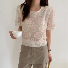 批发2026夏季韩版时尚圆领重工刺绣蕾丝拼接肩垫假两件短袖衬衫上衣