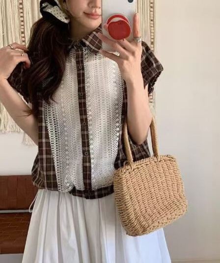실사 패치워크 레트로 체크무늬 여성 셔츠 2026 여름 패션 작은 대중 디자인 센스 홀로우 아웃 통기성 티셔츠 맨위
