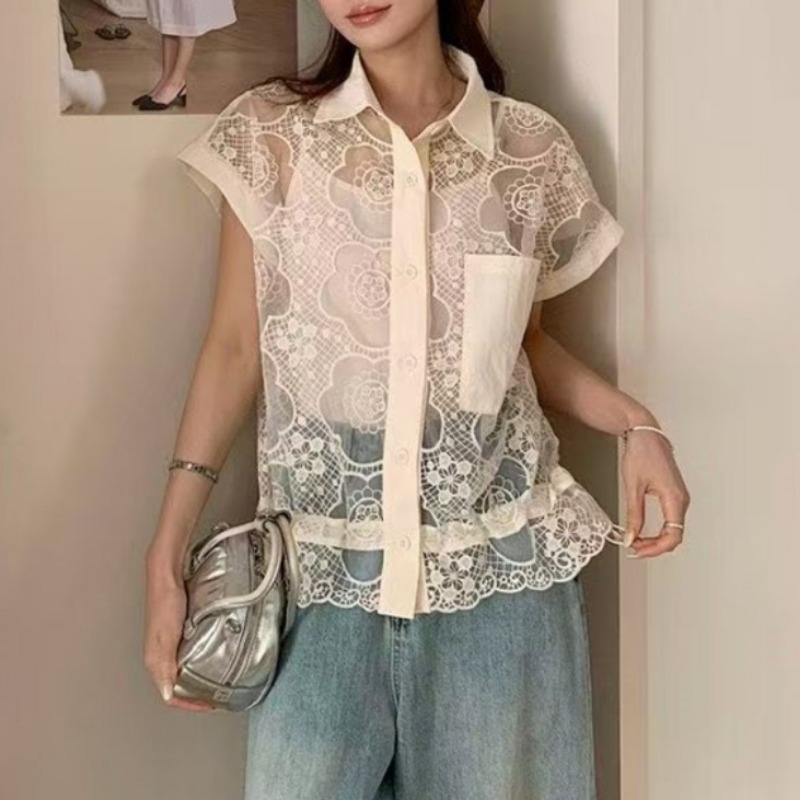 실사 여름 패션 한국 동대문 홀로우 아웃 투명 허리 수축 품격 가을 어깨 소매 레이스 셔츠 여성 코디 슬립