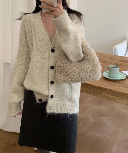 실사 가을 부드러운 찹쌀 느긋한 바람 오픈 가디건 여성 봄 고급 센스 루즈핏 V넥 꽈배기 니트 쇼트 스타일 맨위 두꺼움