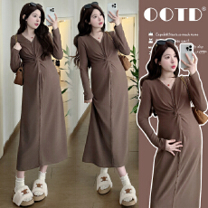 批发实拍 现现 孕妇秋冬时尚新款V领秋冬长袖秋冬连衣裙长款连衣裙