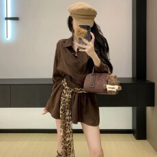 批发韩系十三行高级感复古<b class='q'>工装</b>甜酷风连衣裙秋季收腰减龄显瘦百搭短裙