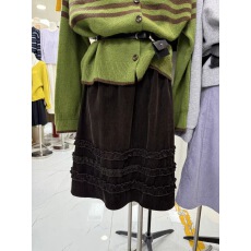批发韩版<b class='q'>秋</b>冬新款韩国东大门松紧腰复古灯芯绒木耳边淑女半身裙