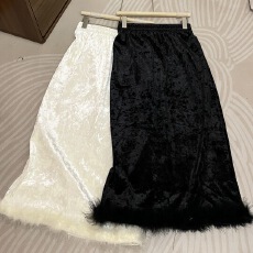 批发黑色丝绒半身裙下摆毛毛开叉中<b class='q'>长裙</b>2025新中式遮肚子显瘦洋气半裙