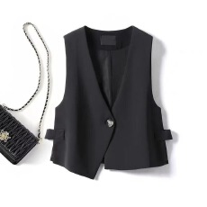 批发2026新款春<b class='q'>秋</b>马甲女短款职业设计百搭无袖背心外套坎肩一粒扣高档