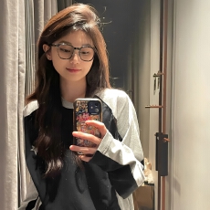 批发【华棉复合 成品】美式复古撞色拼色<b class='q'>卫衣</b>女早春设计小众长袖