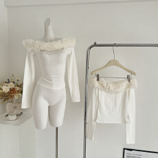 批发Kikimy 甜欲奶兔韩国进口兔毛领 <b class='q'>一字肩</b>针织上衣女冬季