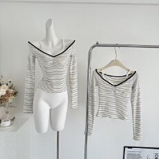 批发FuunJ漫感阿尔娜设计感撞色假两件针织<b class='q'>T</b><b class='q'>恤</b>女收腰显瘦内搭打底上衣