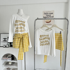 批发曾小咸 韩系白色t恤女长袖薄款斜肩上衣早春黄色<b class='q'>格子</b>绑带半身裙夏