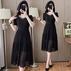 批发2026夏季新款<b class='q'>亚麻</b>气质显瘦休闲老钱风中长款连衣裙女